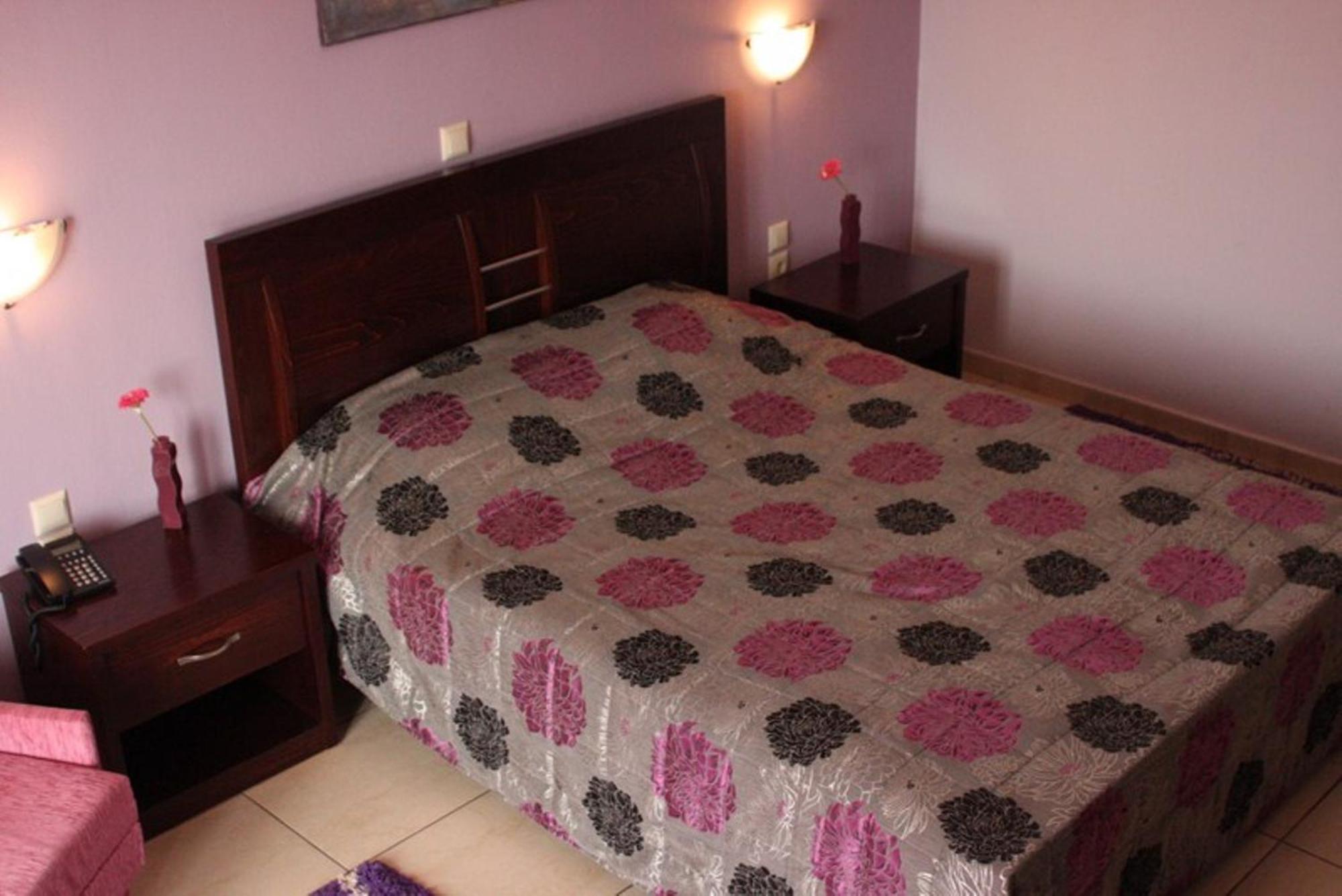 Lozitsi Otel Karaferye Dış mekan fotoğraf