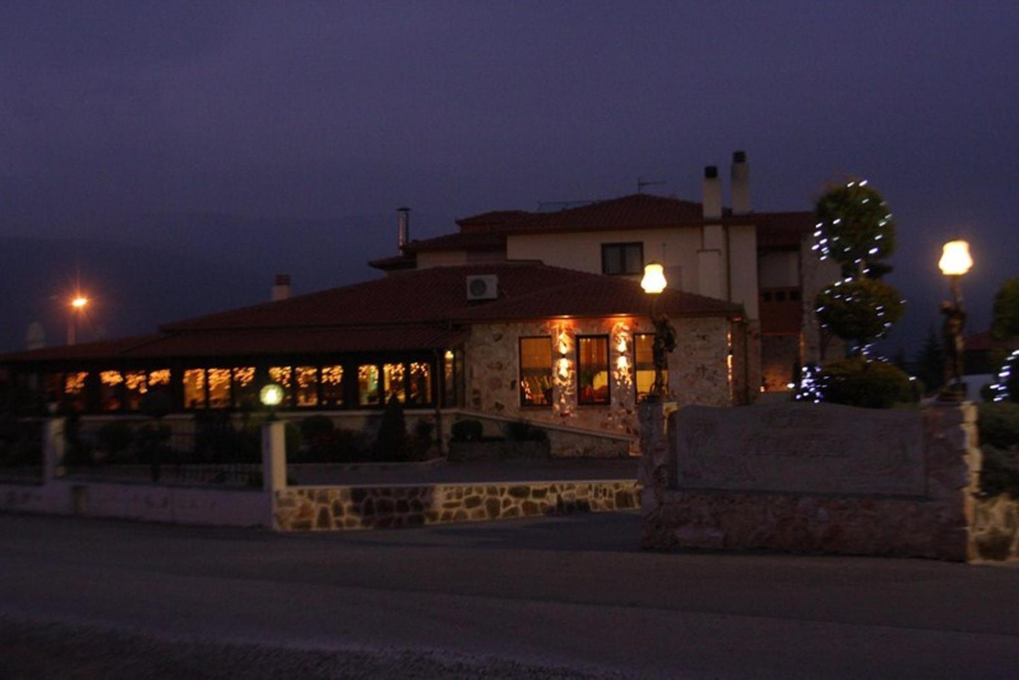 Lozitsi Otel Karaferye Dış mekan fotoğraf