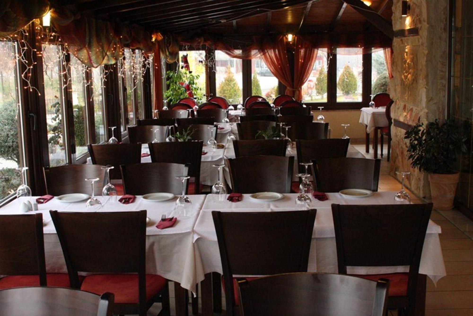 Lozitsi Otel Karaferye Dış mekan fotoğraf