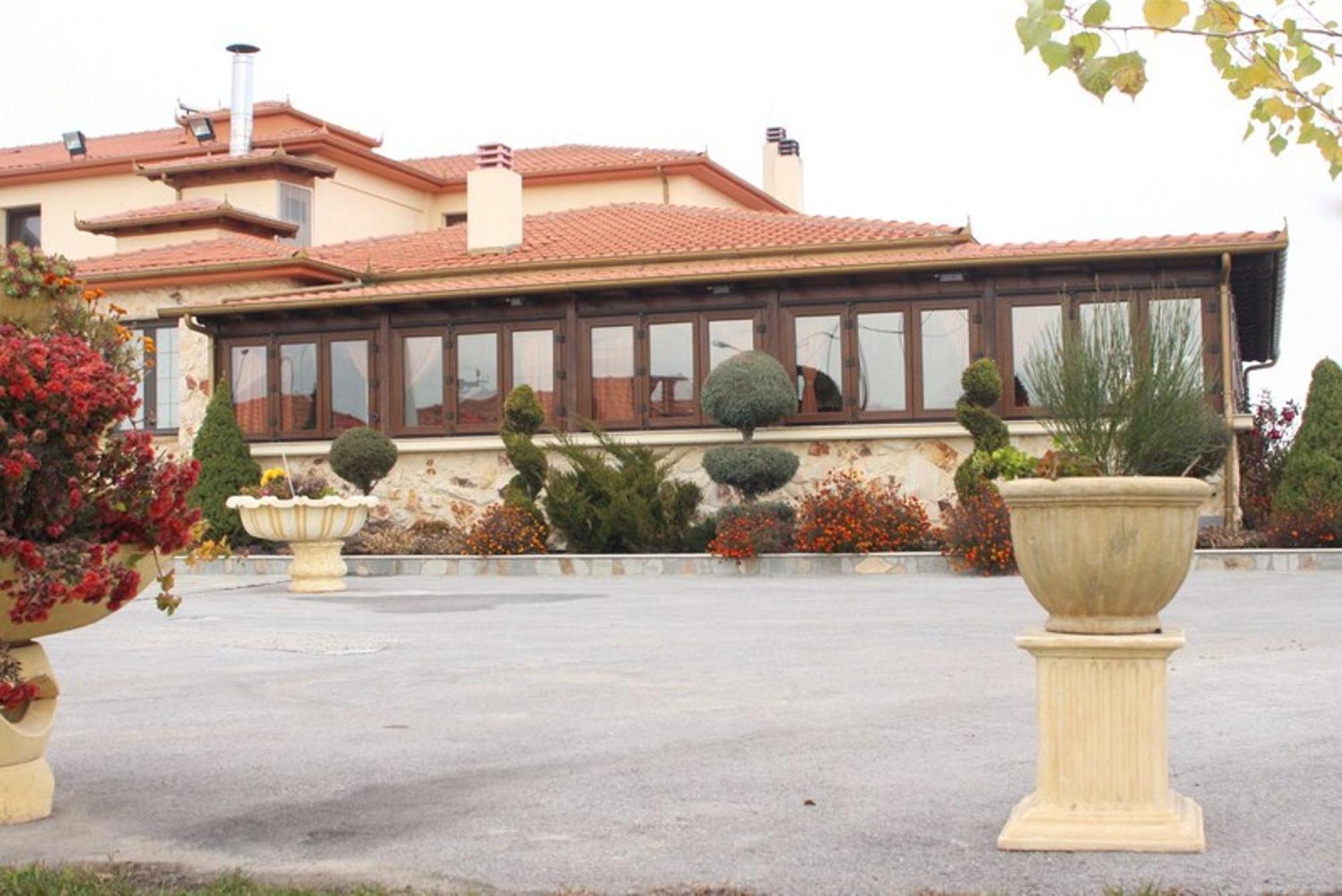 Lozitsi Otel Karaferye Dış mekan fotoğraf